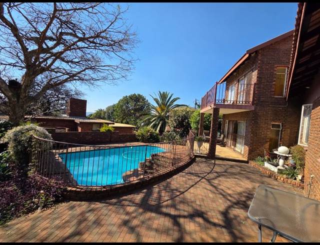 5 BEDROOM HOUSE FOR SALE IN MAGALIESKRUIN